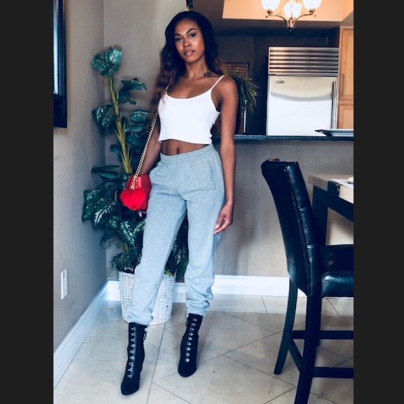 Meet your Posher, Shi - Picture 3 of 6